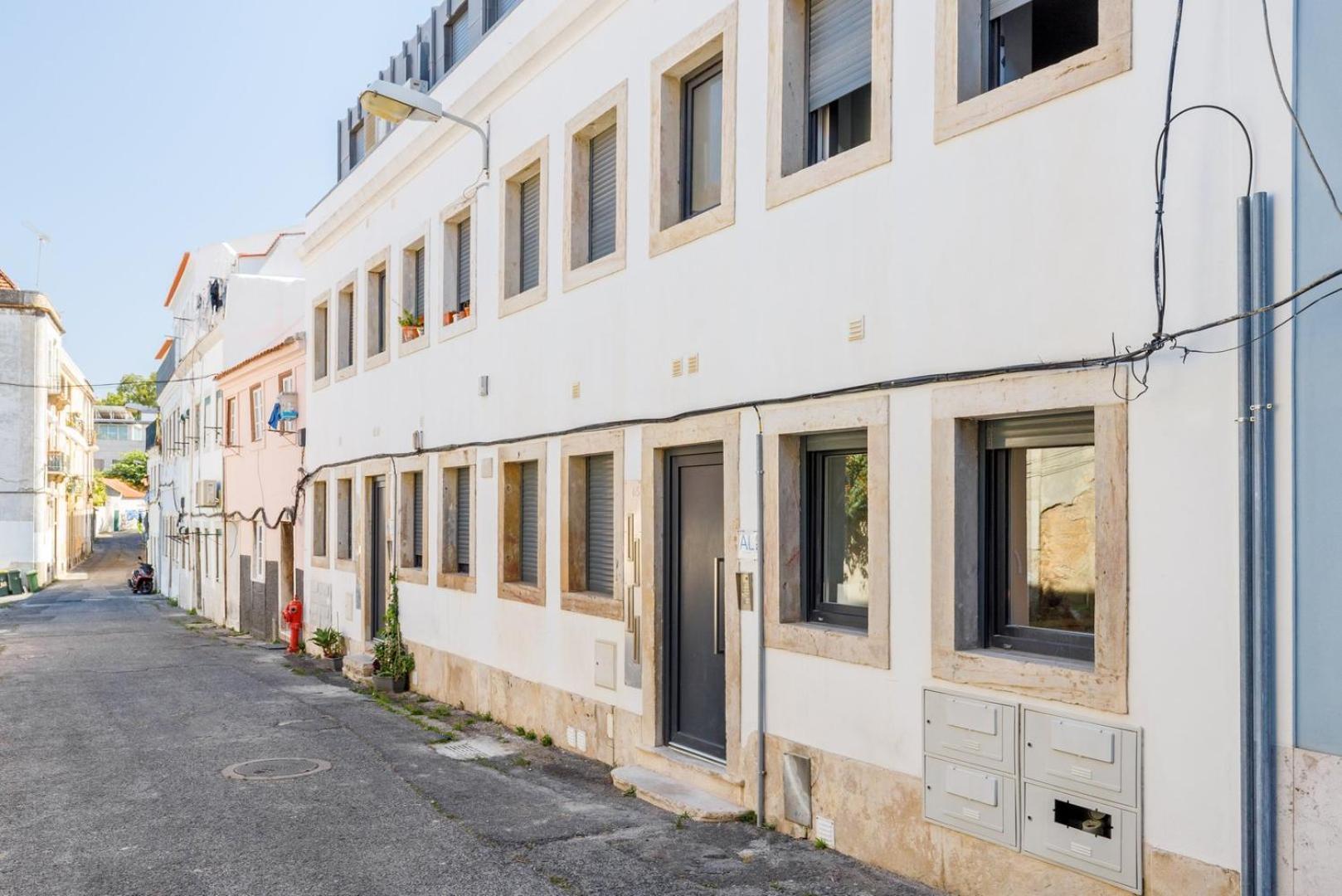 Guestready - Minimalist Studio In Downtown Lisbon Lägenhet Exteriör bild