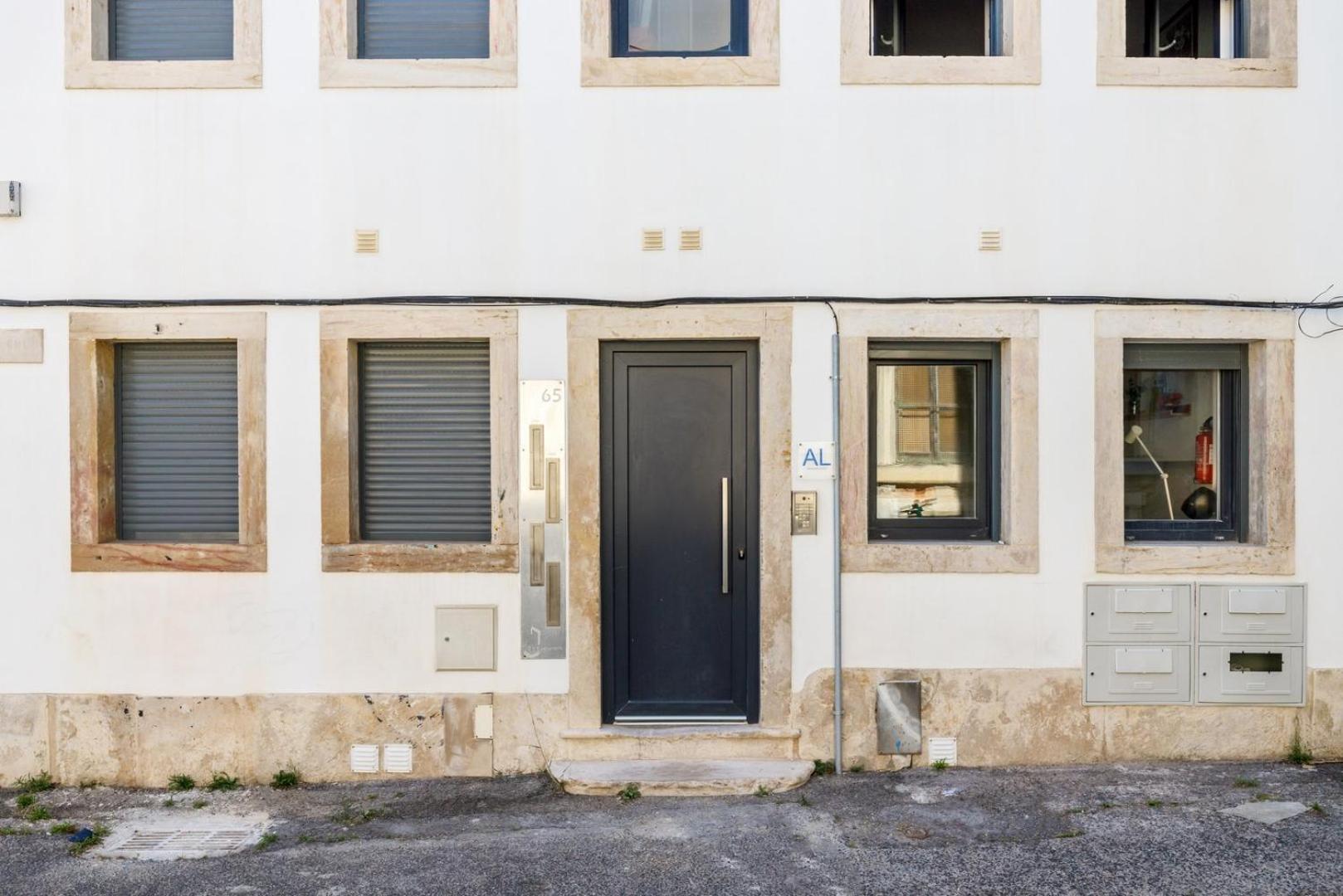 Guestready - Minimalist Studio In Downtown Lisbon Lägenhet Exteriör bild